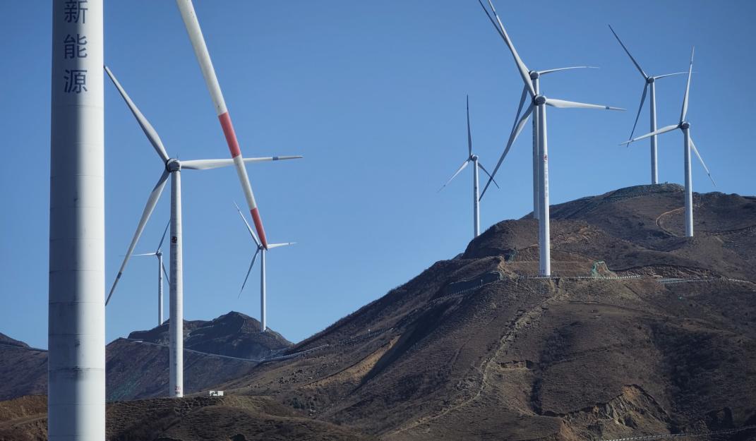 Wind turbines in Jiangxi, China © Cai Fang / Unsplash